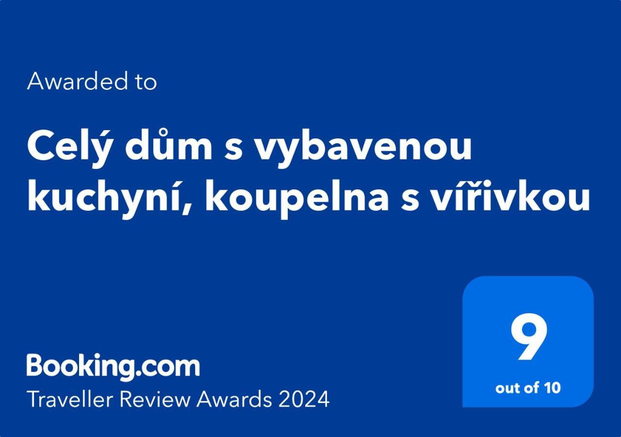 Cely Dum S Vybavenou Kuchyni, Koupelna S Virivkou Praga